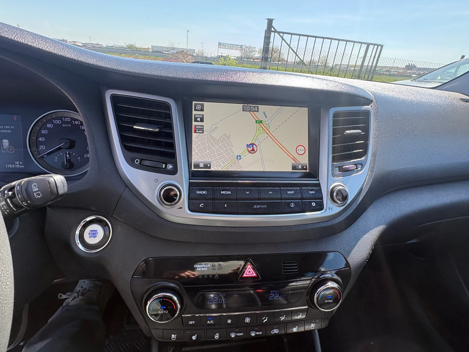 Hyundai Tucson, снимка 14 - Автомобили и джипове - 54693388