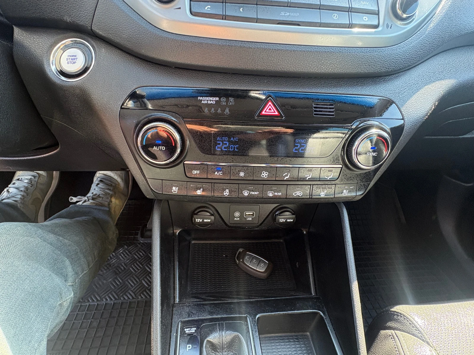 Hyundai Tucson, снимка 13 - Автомобили и джипове - 54693388