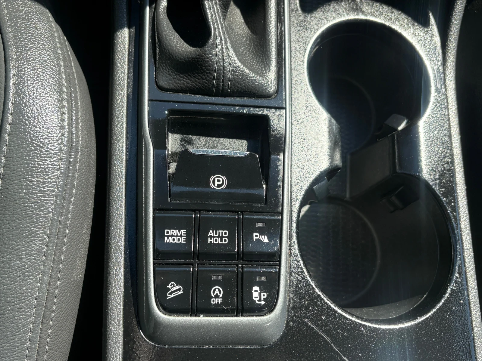 Hyundai Tucson, снимка 11 - Автомобили и джипове - 54693388
