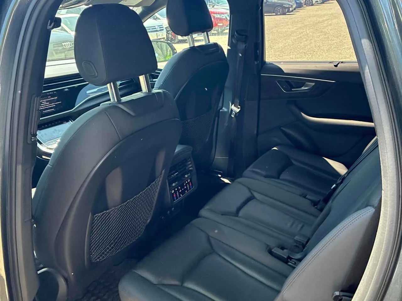 Audi Q7 Technik/360/DIS/HUD/B&O/АВТОКРЕДИТ, снимка 12 - Автомобили и джипове - 54726438