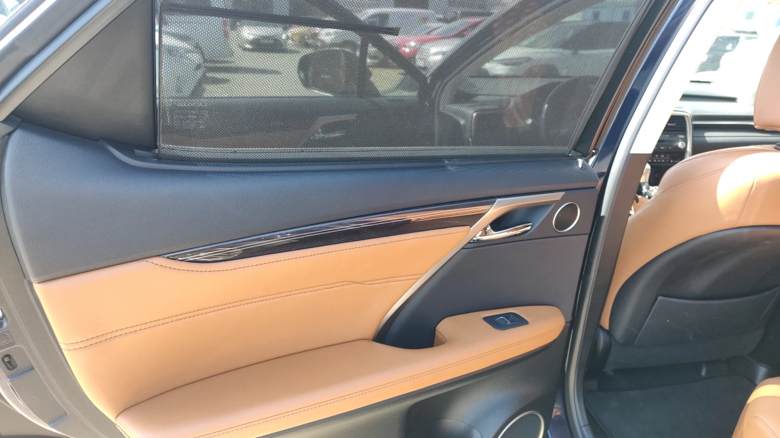 Lexus RX 450h /Facelift/Luxury/360Camera/HUD/Carplay/HHC, снимка 15 - Автомобили и джипове - 55138638