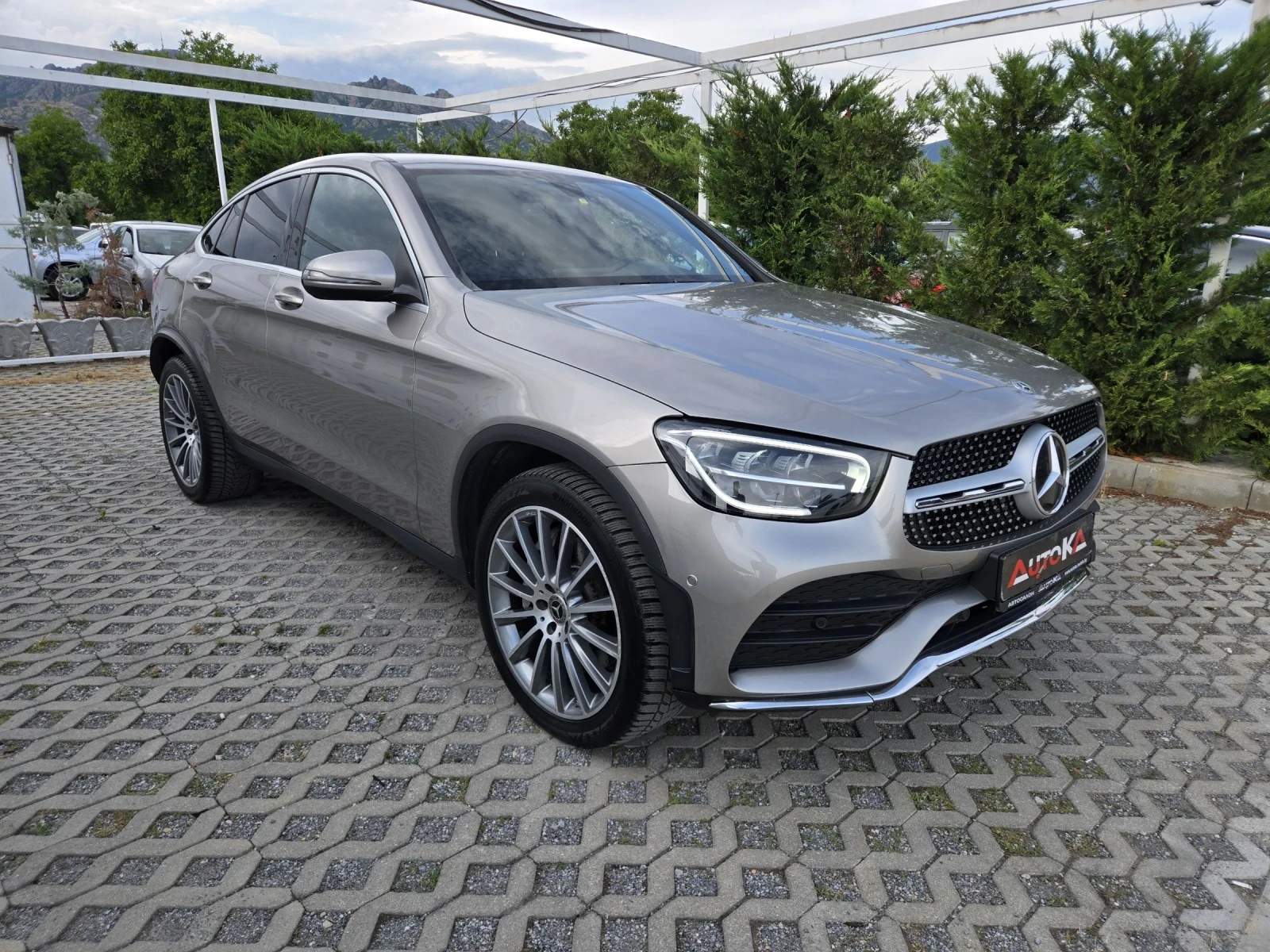 Mercedes-Benz GLC 220 2.2CDI-194кс/COUPE/AMG LINE/DIGITAL/FACE/4MATIC , снимка 2 - Автомобили и джипове - 55211872