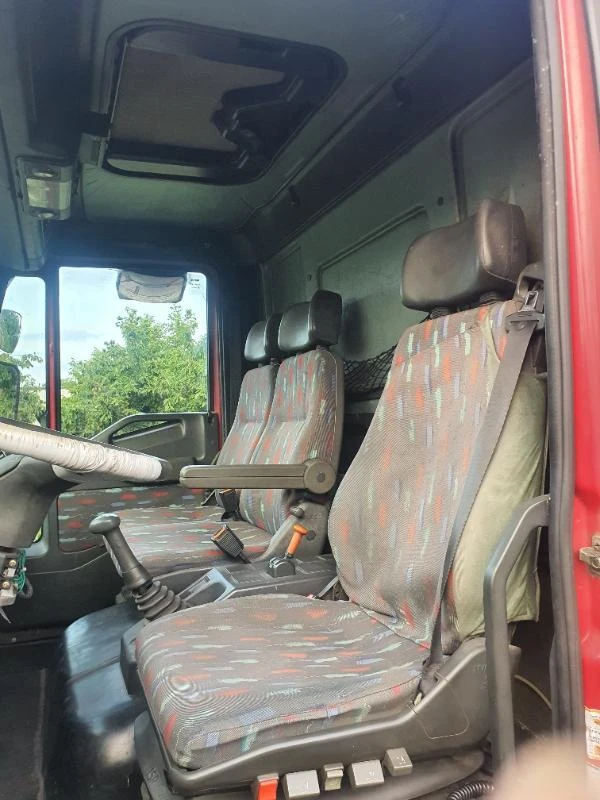 Iveco Eurocargo БОРДОВИ+КРАН-НОВ ВНОС ОТ ИТАЛИЯ, снимка 9 - Камиони - 37197046