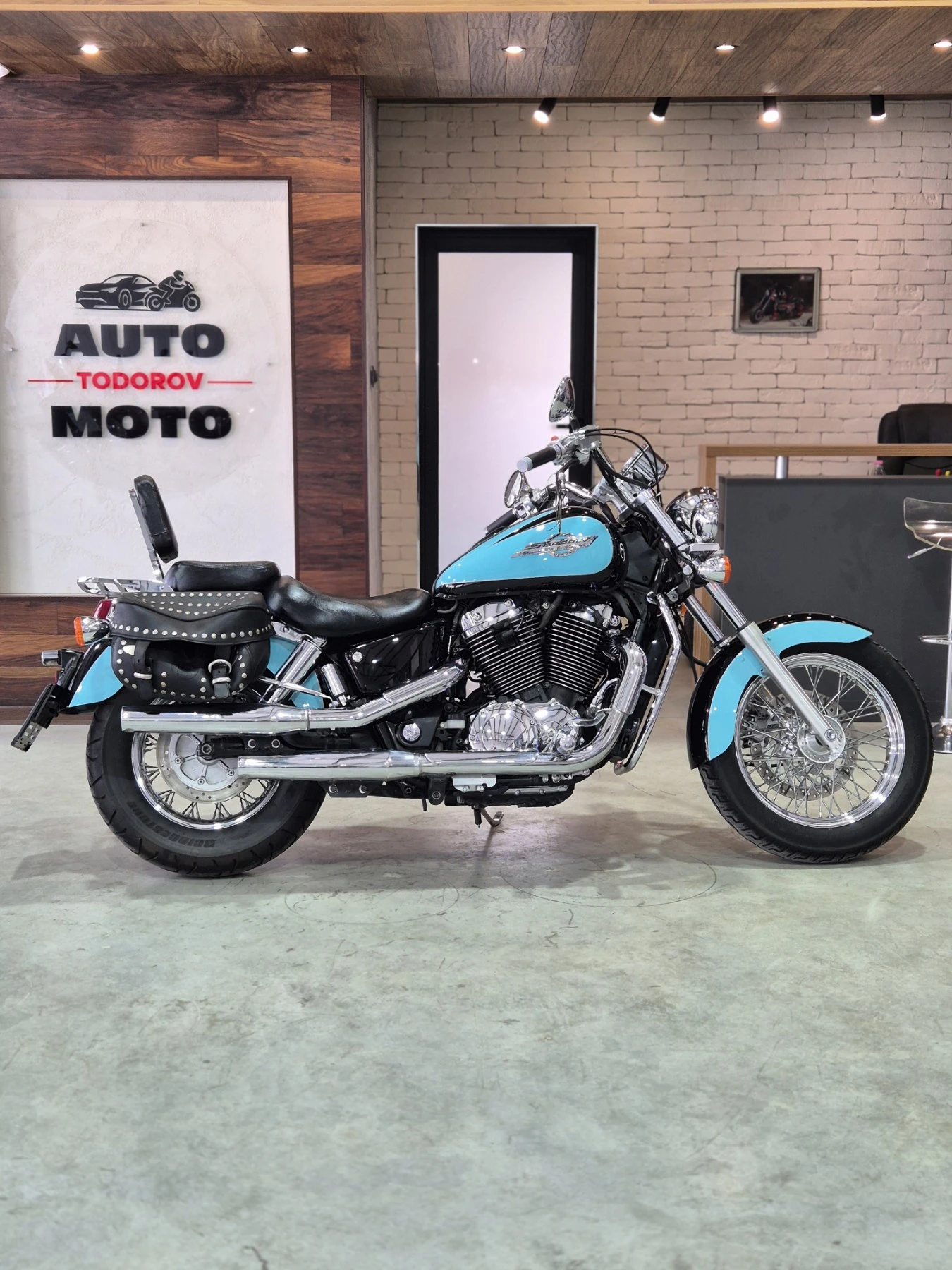 Honda Shadow VT1100 C2 Категория А2!!! Нов внос ШВЕЙЦАРИЯ! ТОП!, снимка 7 - Мотоциклети и мототехника - 55190486