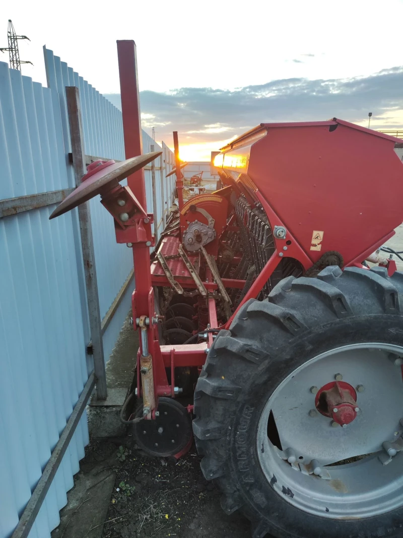 Сеялка Друга марка Elvorti , снимка 2 - Селскостопанска техника - 52323023