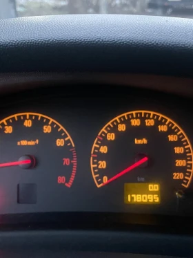 Opel Vectra 1, 8 eco tec, снимка 9