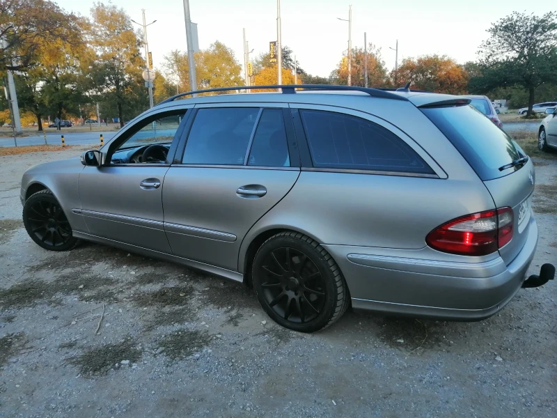 Mercedes-Benz E 220 2.2CDI * * KLIMA* * , снимка 8 - Автомобили и джипове - 47764200