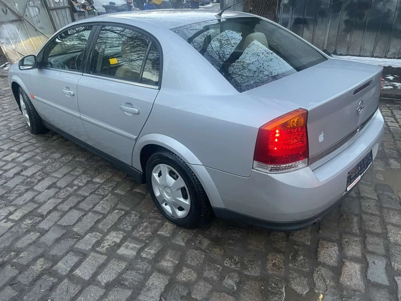 Opel Astra 1, 7 eco tec, снимка 4 - Автомобили и джипове - 49276539