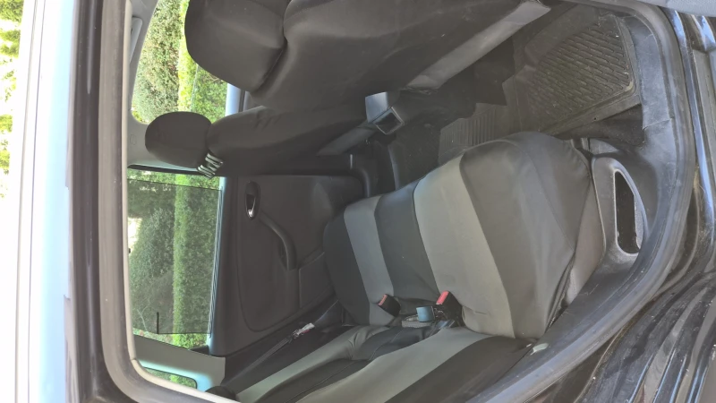 Seat Altea XL 1.9 TDI, снимка 14 - Автомобили и джипове - 51550033