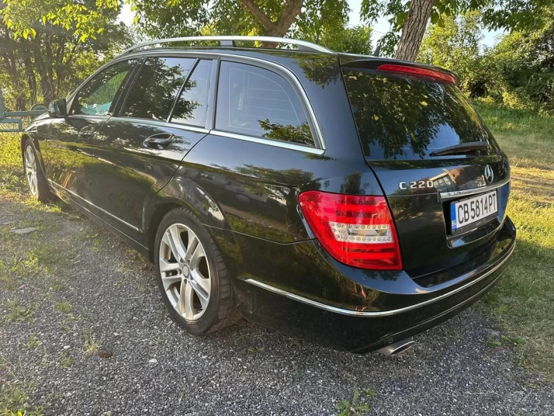 Mercedes-Benz C 220, снимка 3 - Автомобили и джипове - 52867488