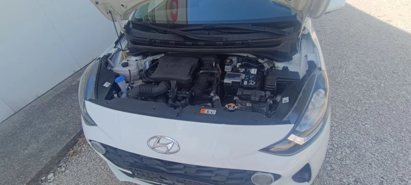 Hyundai I10 1.2i Automatic 2021 г., снимка 16 - Автомобили и джипове - 52024187