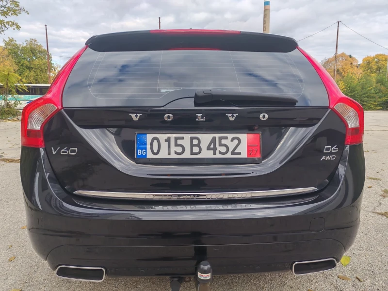 Volvo V60 2.4 D6 PLUG IN HYBRID 4X4, снимка 6 - Автомобили и джипове - 52437675