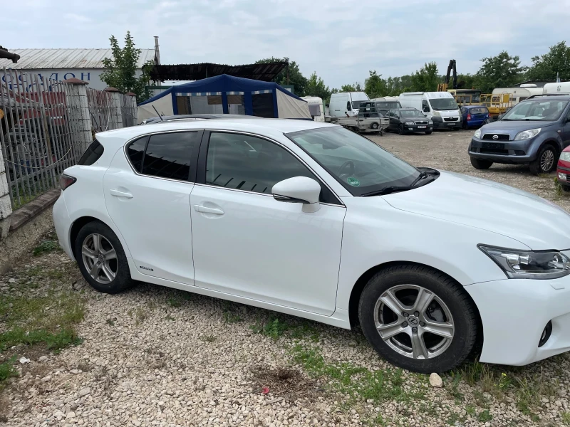Lexus CT 200h, снимка 2 - Автомобили и джипове - 52524439