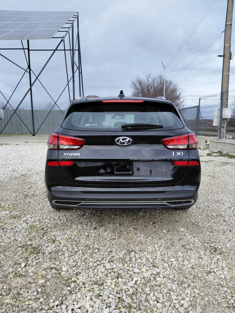 Hyundai I30 71000км, снимка 5 - Автомобили и джипове - 52940043