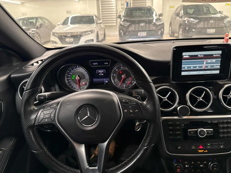 Mercedes-Benz CLA 250 * CARFAX * ЦЕНА ДО БГ, снимка 9 - Автомобили и джипове - 53179751