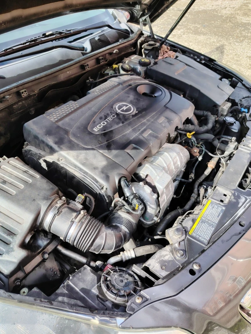 Opel Insignia, снимка 12 - Автомобили и джипове - 53403747