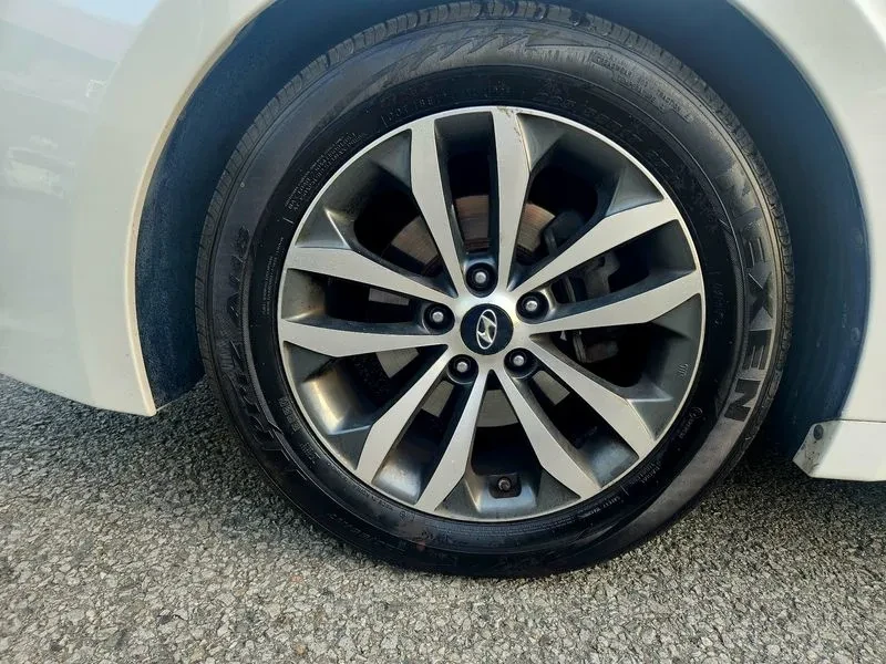 Hyundai Grandeur 2.4, снимка 17 - Автомобили и джипове - 54625790