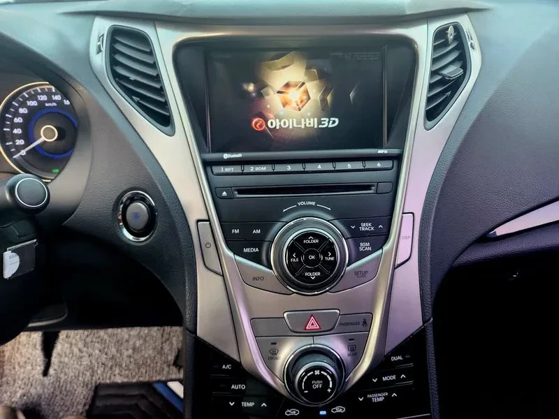 Hyundai Grandeur 2.4, снимка 10 - Автомобили и джипове - 54625790