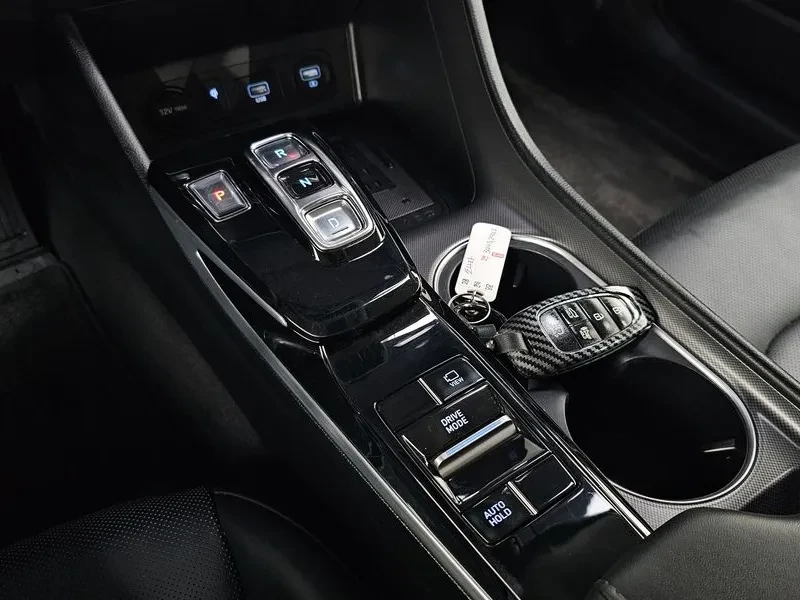 Hyundai Sonata 2.0 PREMIUM, снимка 9 - Автомобили и джипове - 55221482