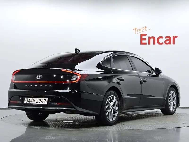 Hyundai Sonata 2.0 PREMIUM, снимка 2 - Автомобили и джипове - 55221482