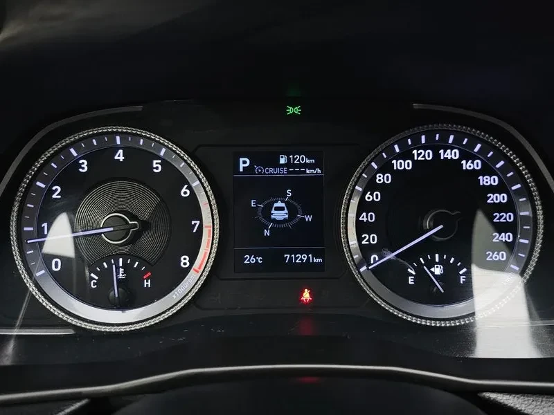 Hyundai Sonata 2.0 PREMIUM, снимка 8 - Автомобили и джипове - 55221482