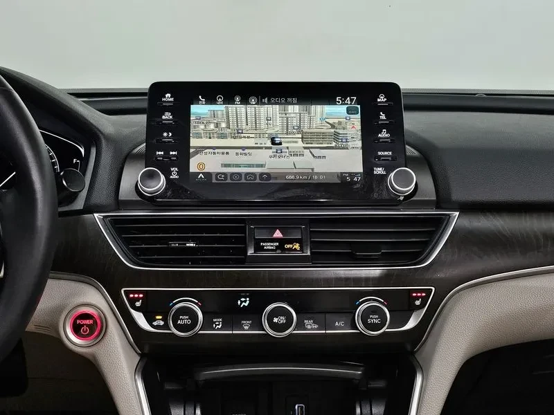 Honda Accord 10Th Generation 2.0 Hybrid Touring | Mobile.bg � ����������� 13