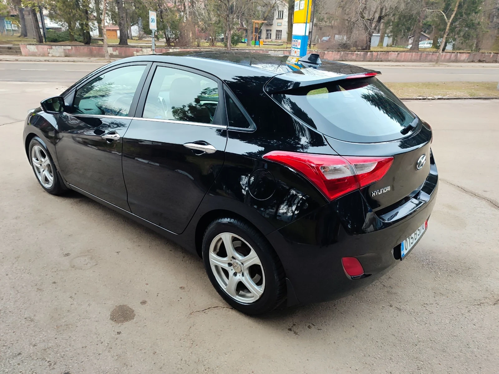 Hyundai I30 1.6i AUTOMATIC ШВЕЙЦАРИЯ  - изображение 4