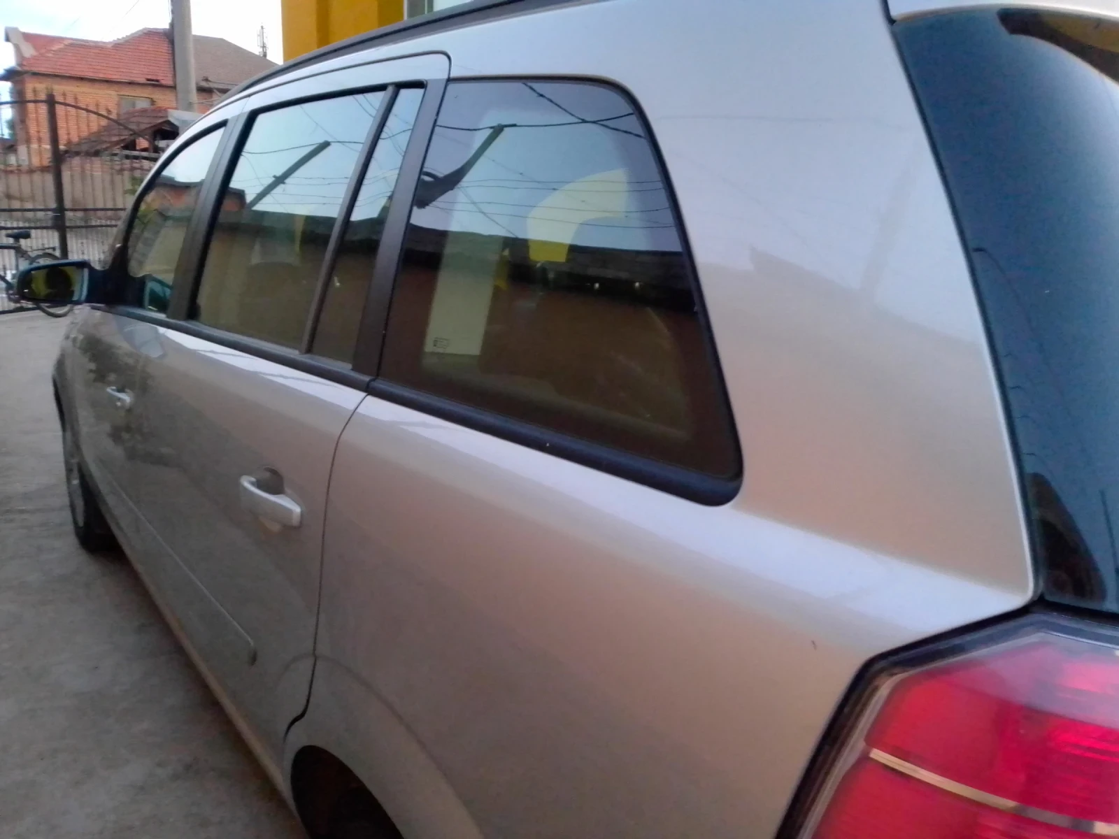 Opel Zafira  - изображение 2