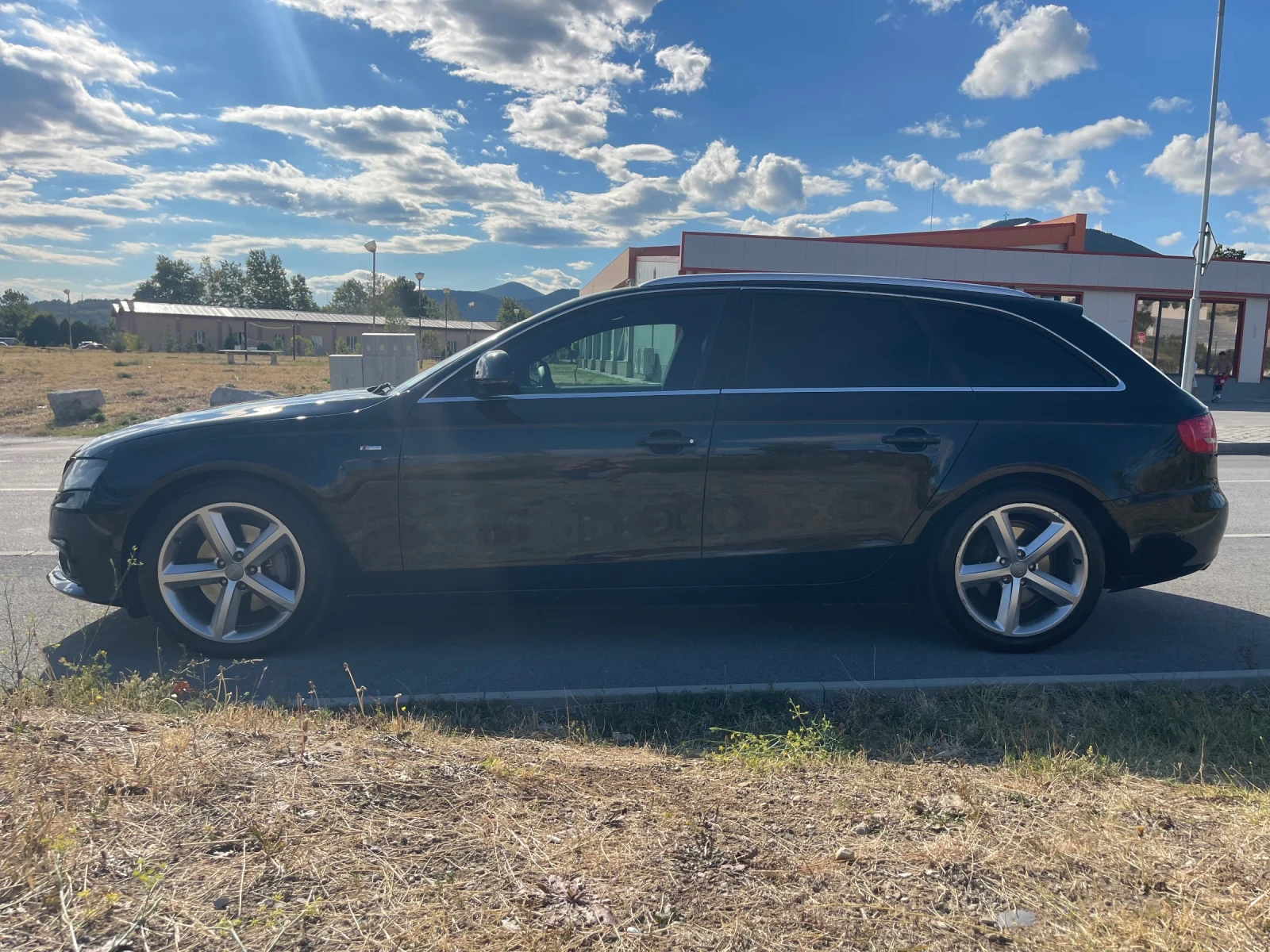Audi A4 2, 7 TDI - изображение 2