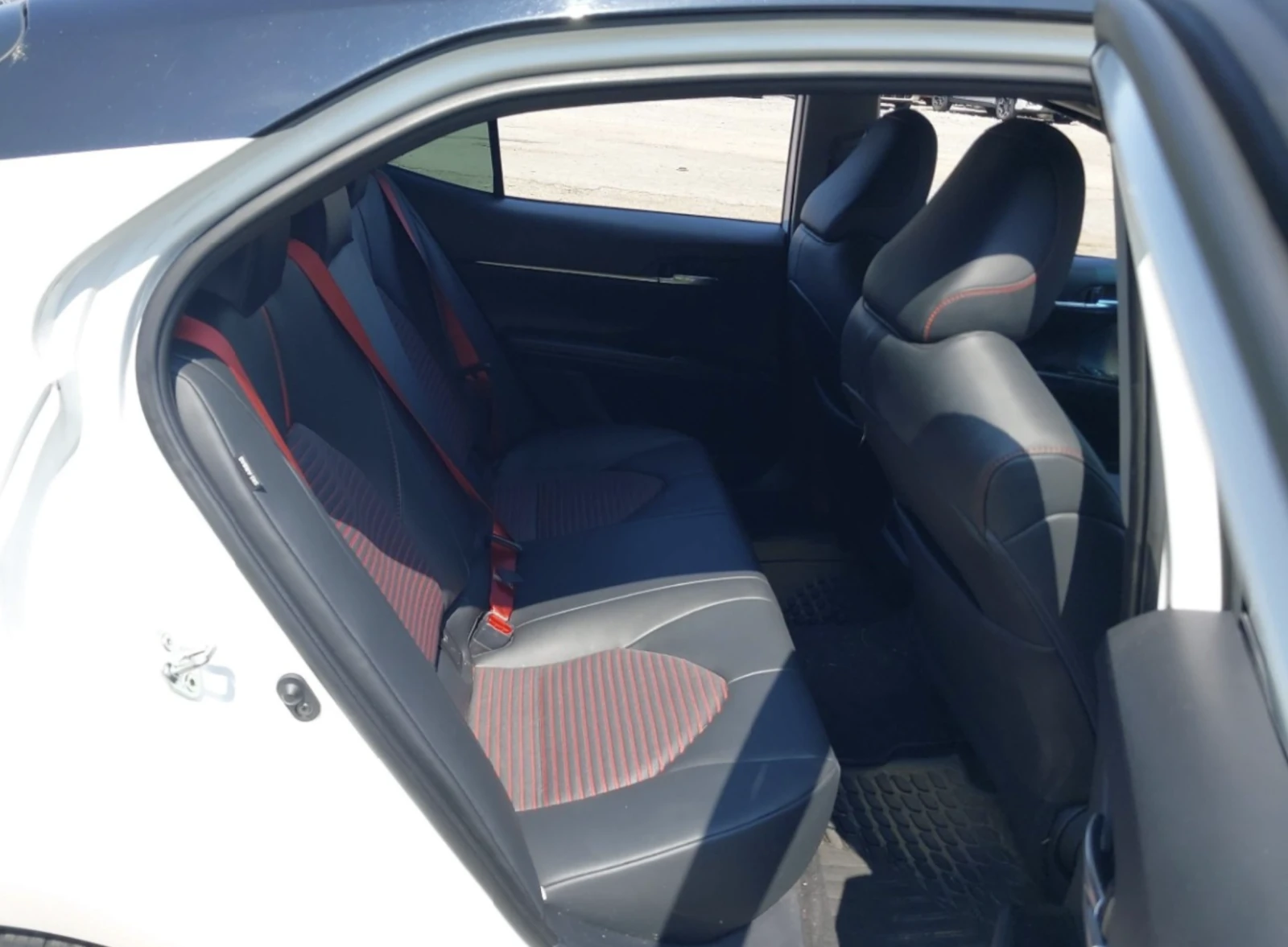 Toyota Camry Trd Edition, клип двигател - изображение 6