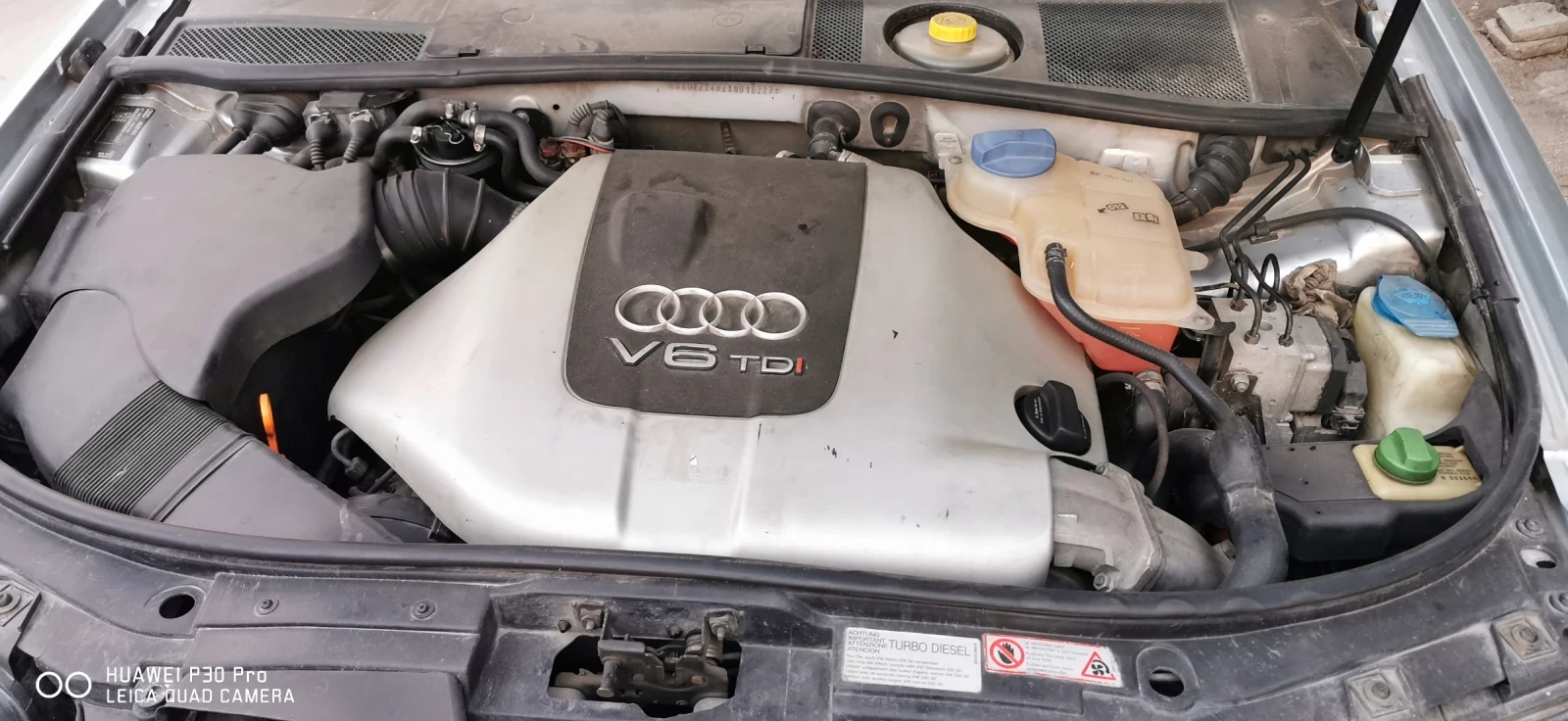 Audi A6 Комби - изображение 8