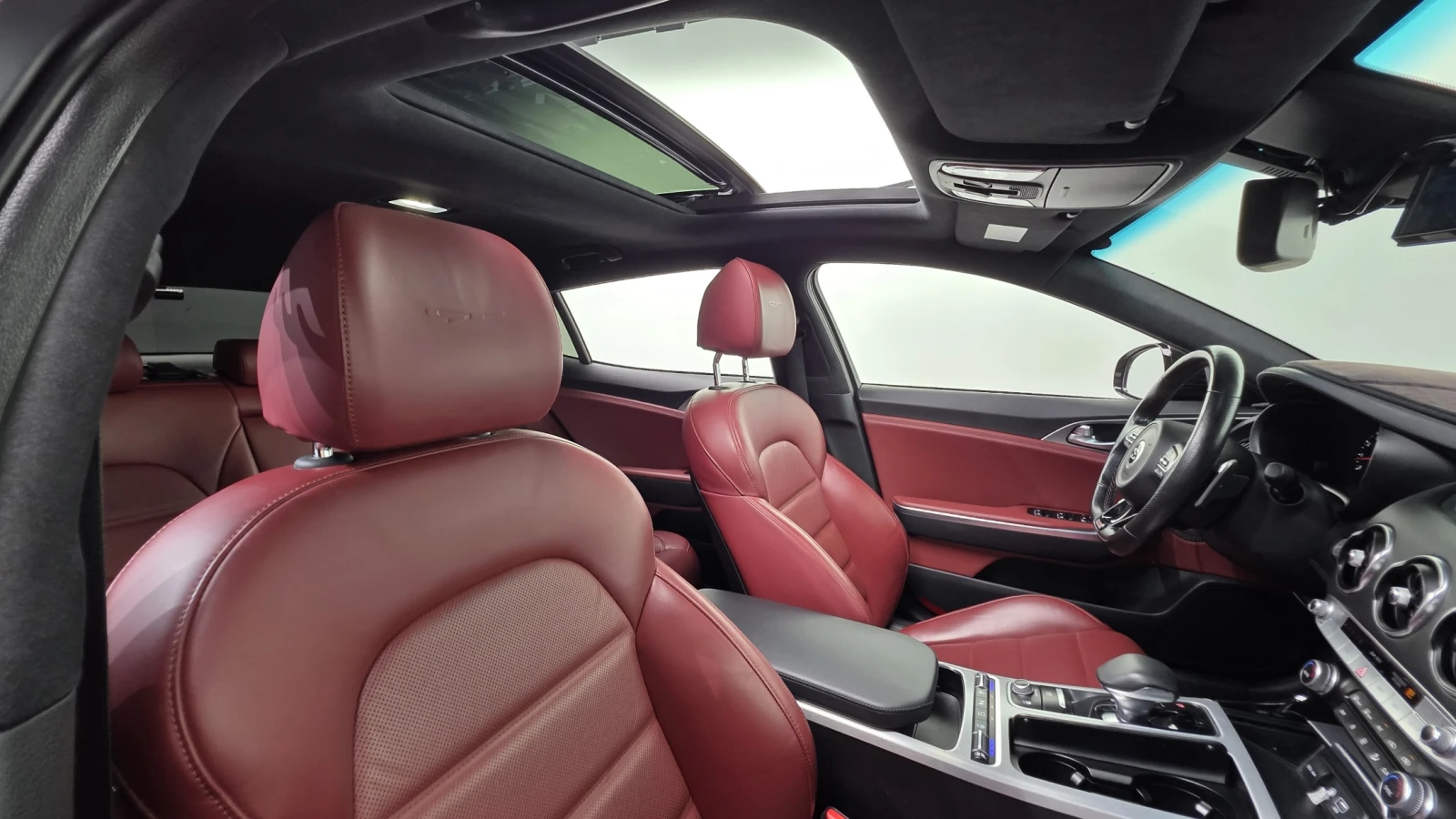 Kia Stinger 3.3T AWD GT  | Mobile.bg   12