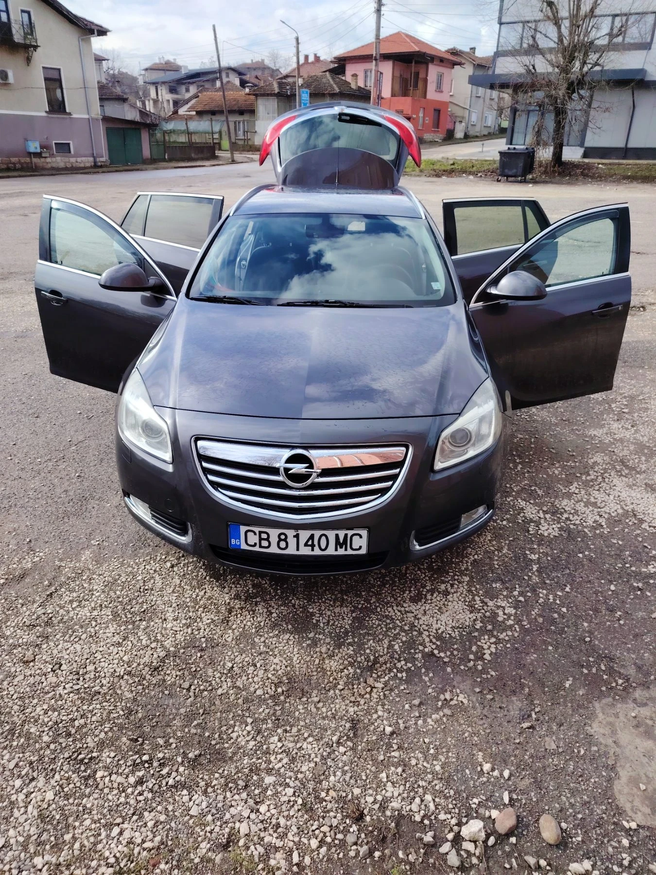 Opel Insignia, снимка 3 - Автомобили и джипове - 53403747