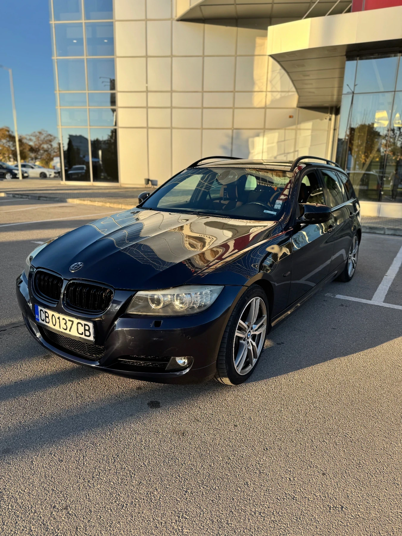 BMW 320, снимка 9 - Автомобили и джипове - 54415818