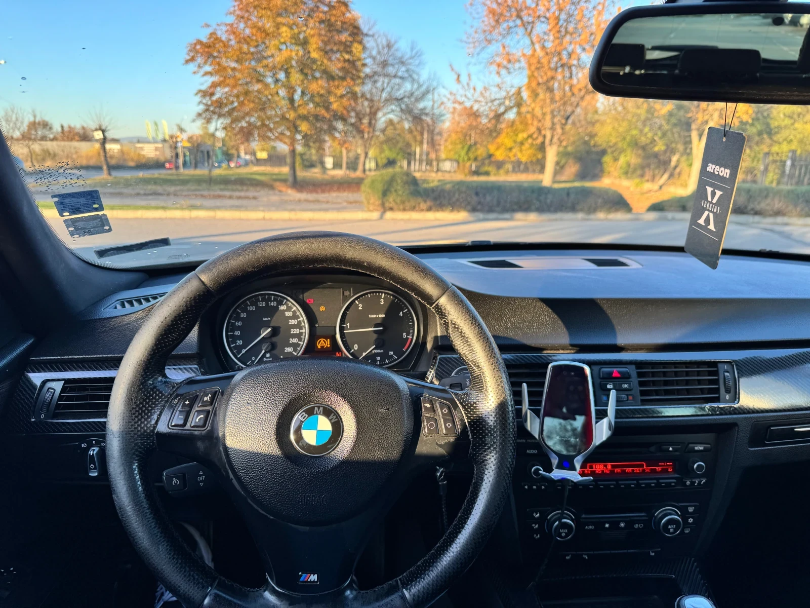 BMW 320, снимка 11 - Автомобили и джипове - 54415818