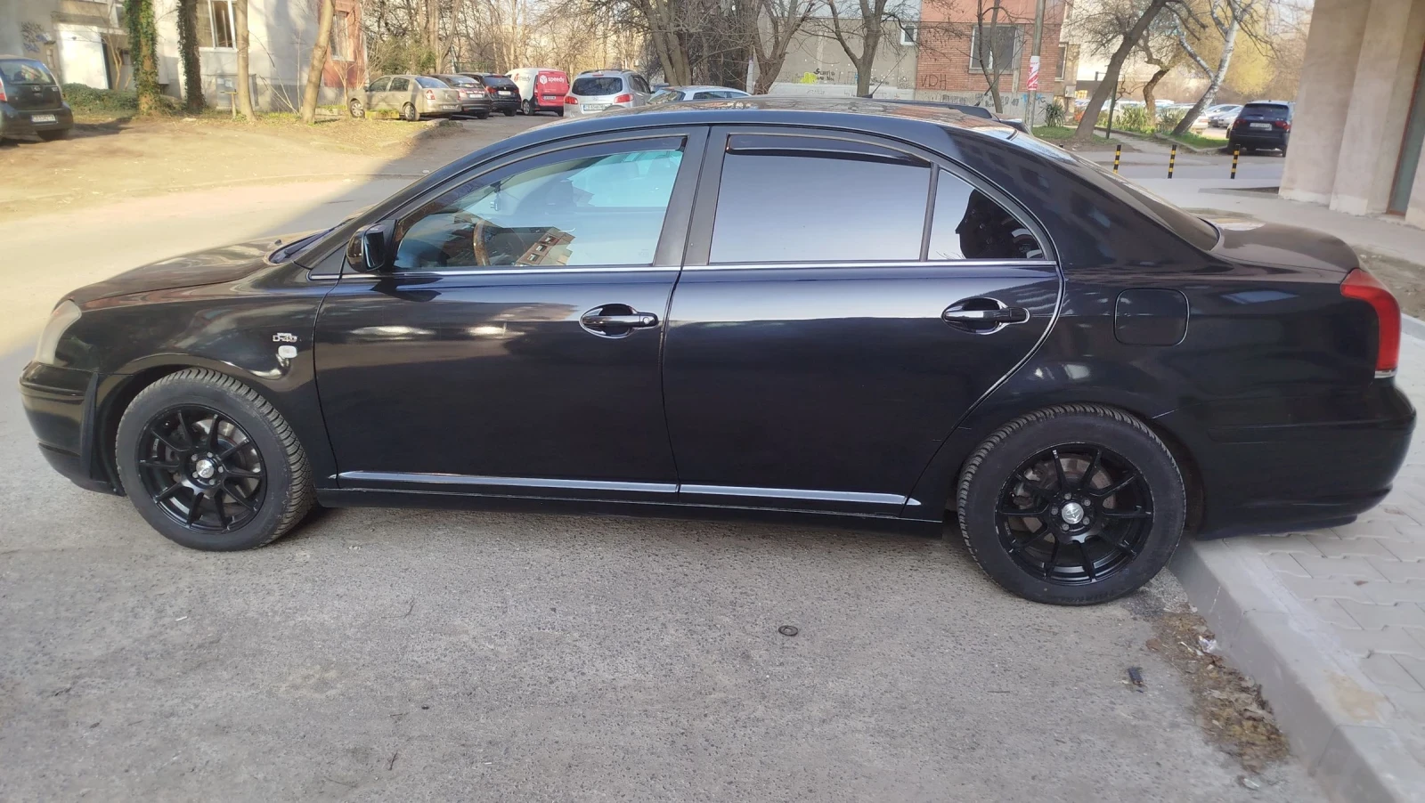 Toyota Avensis Avensis 2.0 D4D 116кс., снимка 3 - Автомобили и джипове - 54725640