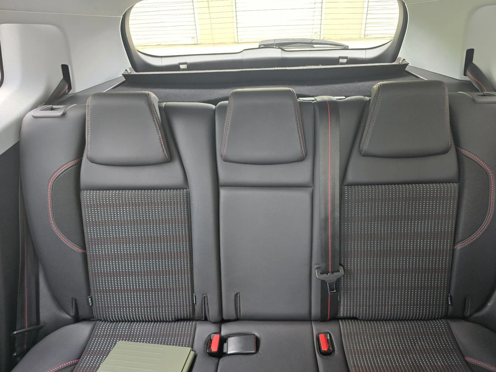 Peugeot 2008 GT Line, снимка 10 - Автомобили и джипове - 54802747