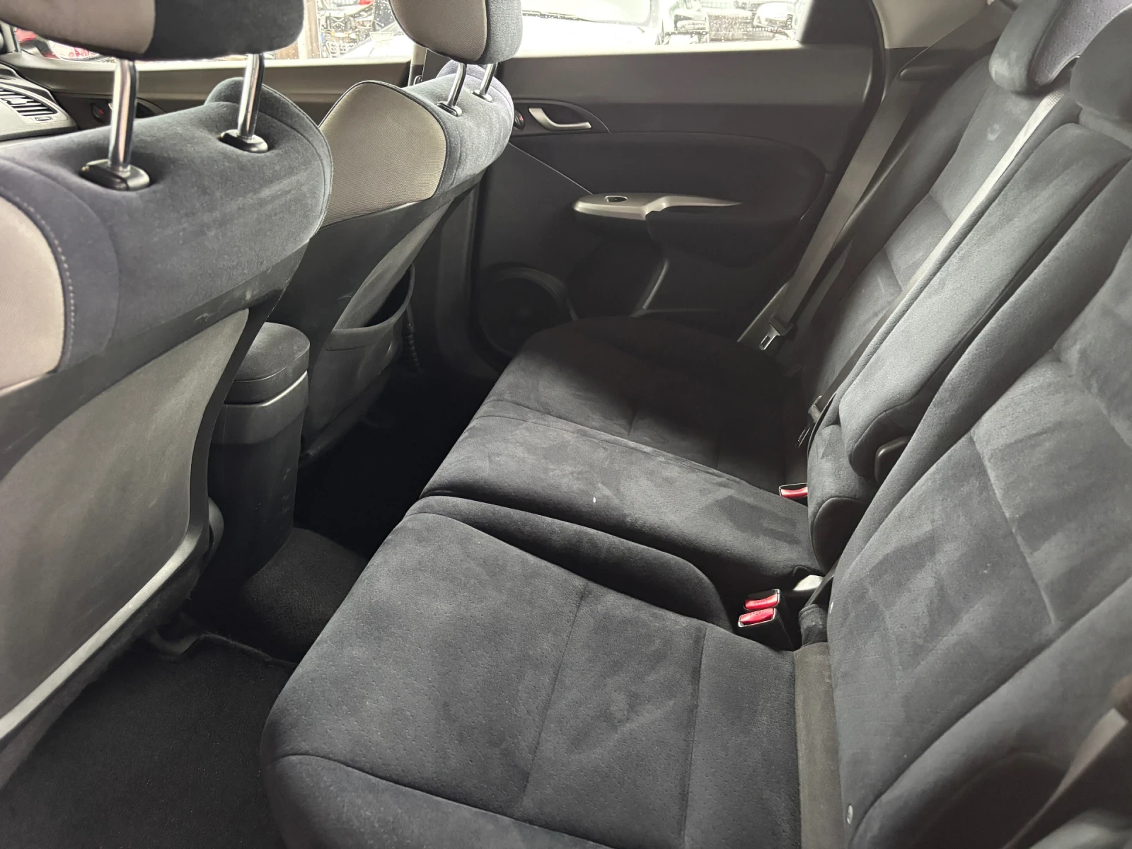 Honda Civic 1.8i LPG Automatic, снимка 8 - Автомобили и джипове - 54884351