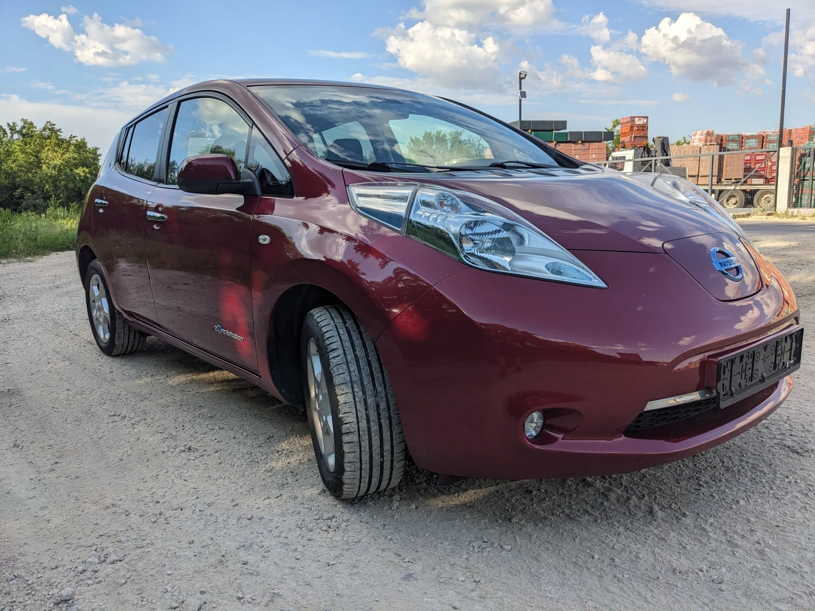 Nissan Leaf  Acenta 11/12 bars, снимка 4 - Автомобили и джипове - 55079292