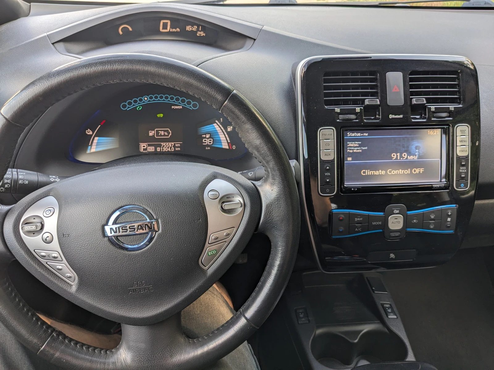 Nissan Leaf  Acenta 11/12 bars, снимка 12 - Автомобили и джипове - 55079292