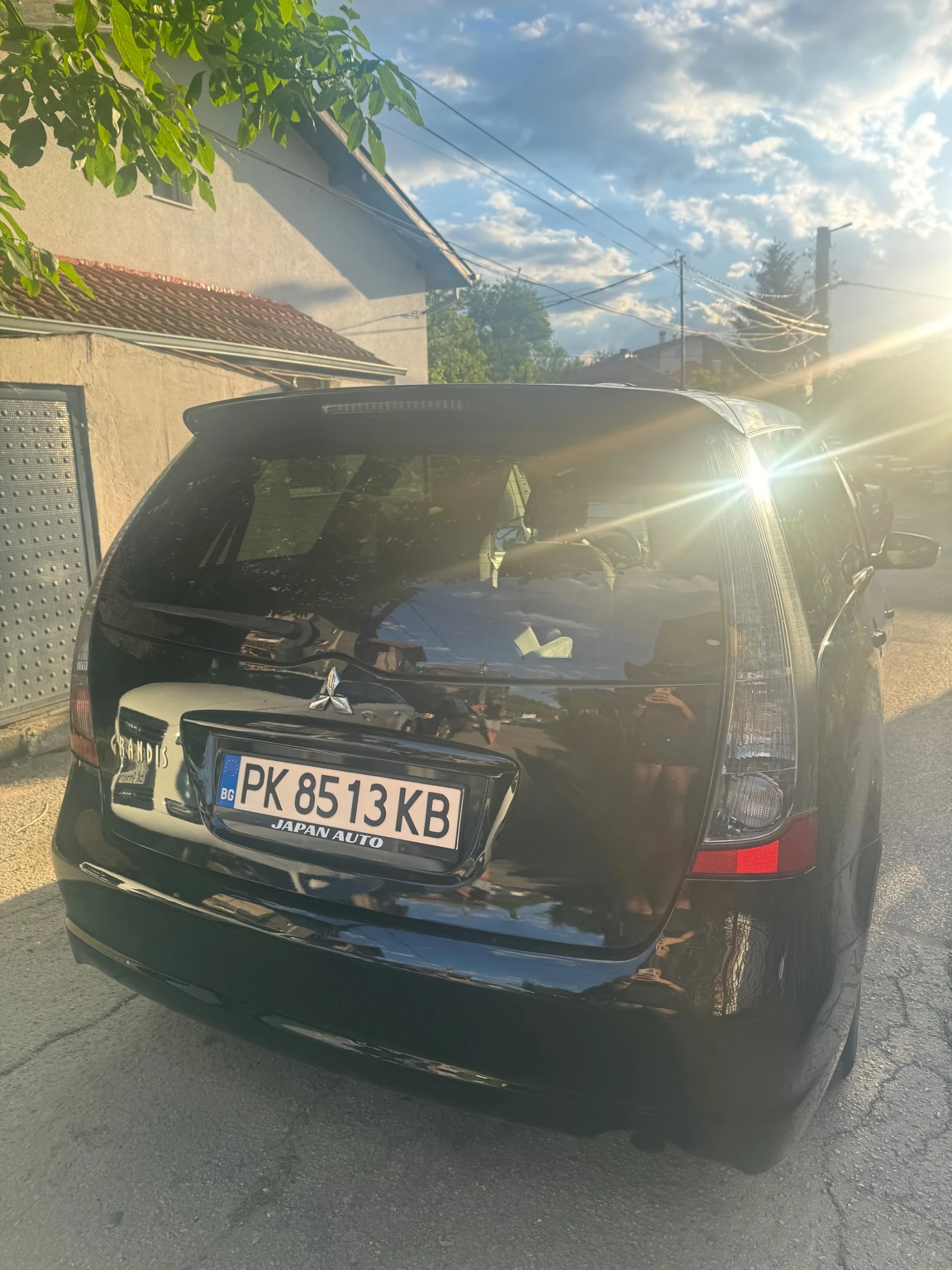 Mitsubishi Grandis, снимка 5 - Автомобили и джипове - 55160407