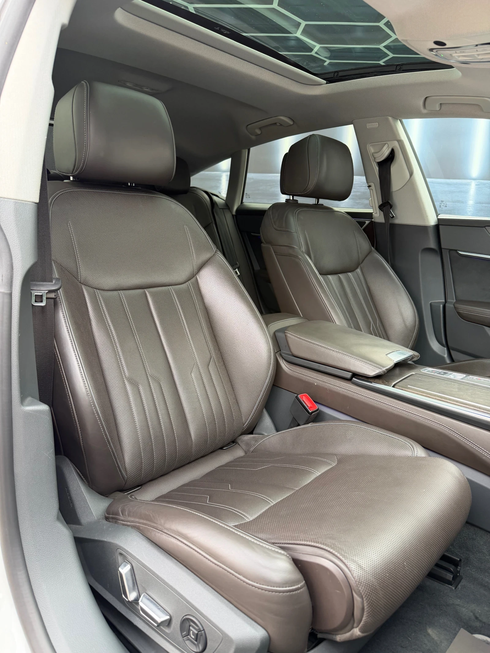 Audi A7 S-Line FULL-108000км., снимка 14 - Автомобили и джипове - 55377627
