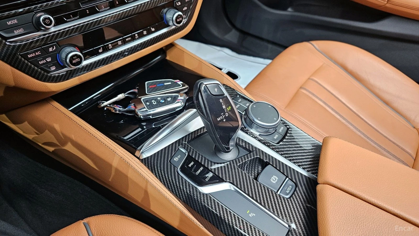 BMW 520 LUXURY SPECIAL EDITION* КОЖА* НАВИ* ПАНО* HUD, снимка 7 - Автомобили и джипове - 55459016