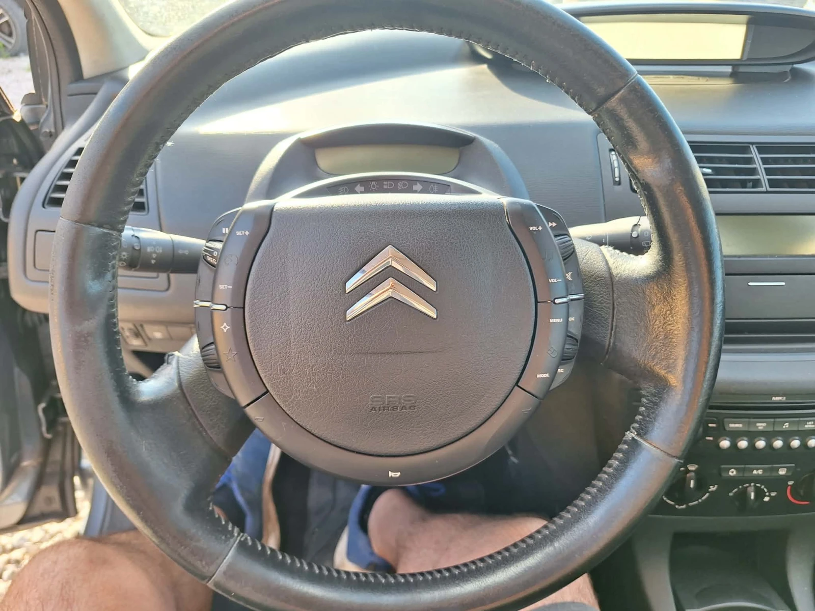 Citroen C4 1.6HDI, снимка 14 - Автомобили и джипове - 55474570
