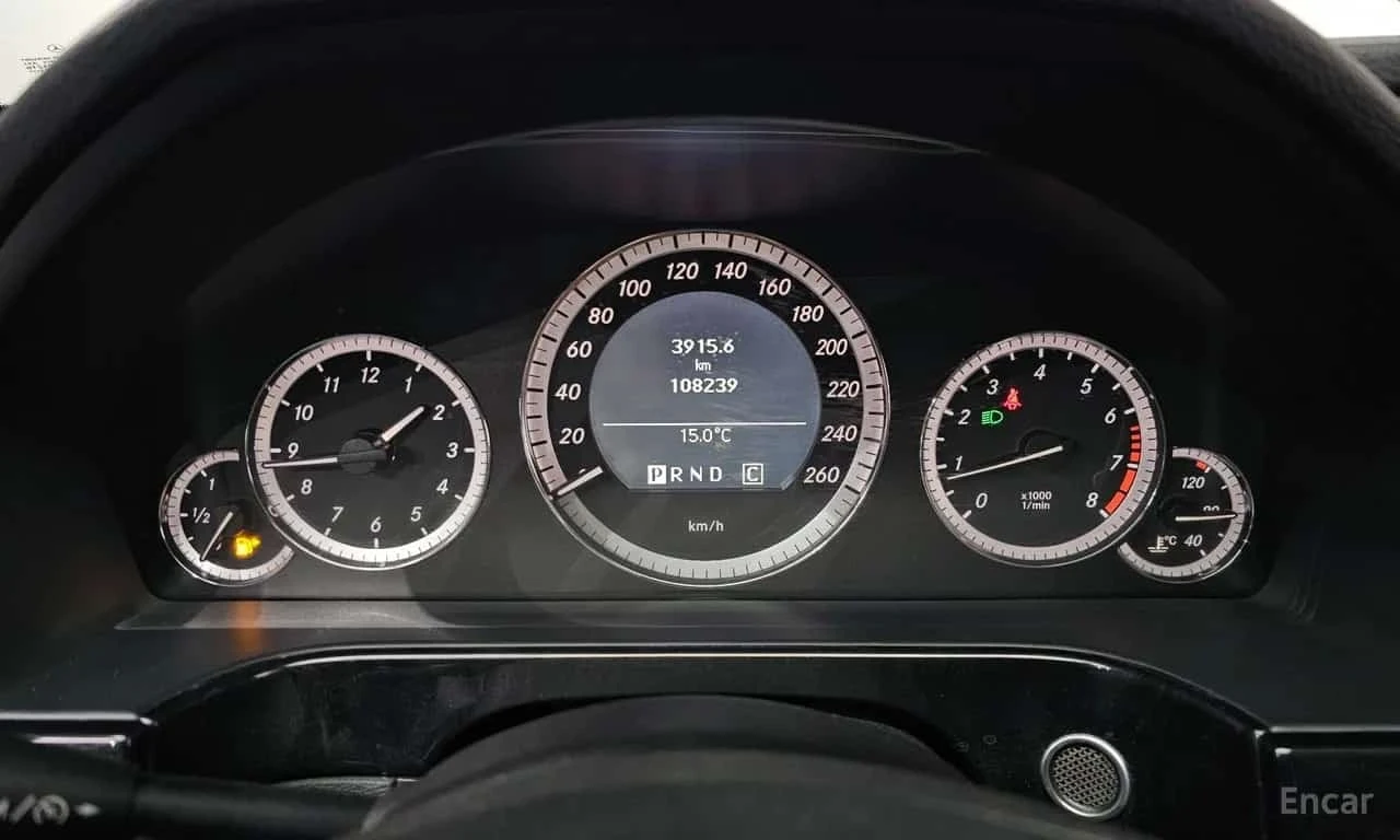 Mercedes-Benz E 200 * E200 CGI Avantgarde * ЦЕНА ДО БГ, снимка 8 - Автомобили и джипове - 56215917