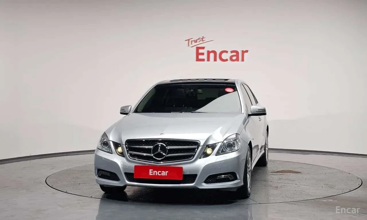 Mercedes-Benz E 200 * E200 CGI Avantgarde * ЦЕНА ДО БГ, снимка 3 - Автомобили и джипове - 56215917