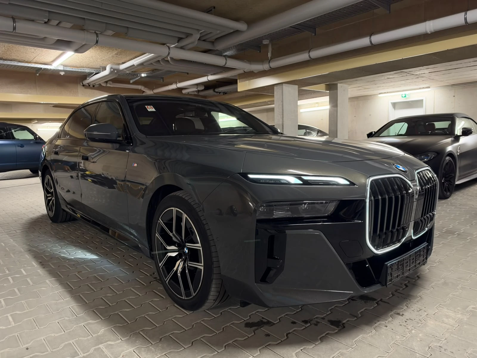 BMW 740 d xDr.* M-Sport* SkyLounge* �������� 2029 | Mobile.bg � ����������� 2
