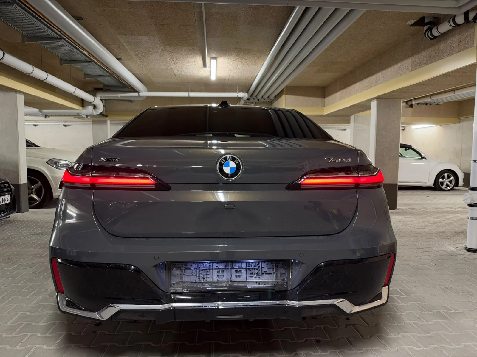 BMW 740 d xDr.* M-Sport* SkyLounge* �������� 2029 | Mobile.bg � ����������� 4