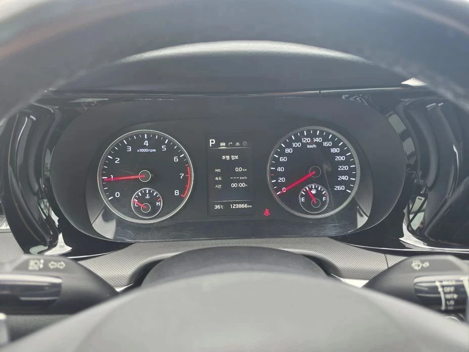 Kia K5, снимка 7 - Автомобили и джипове - 56734348