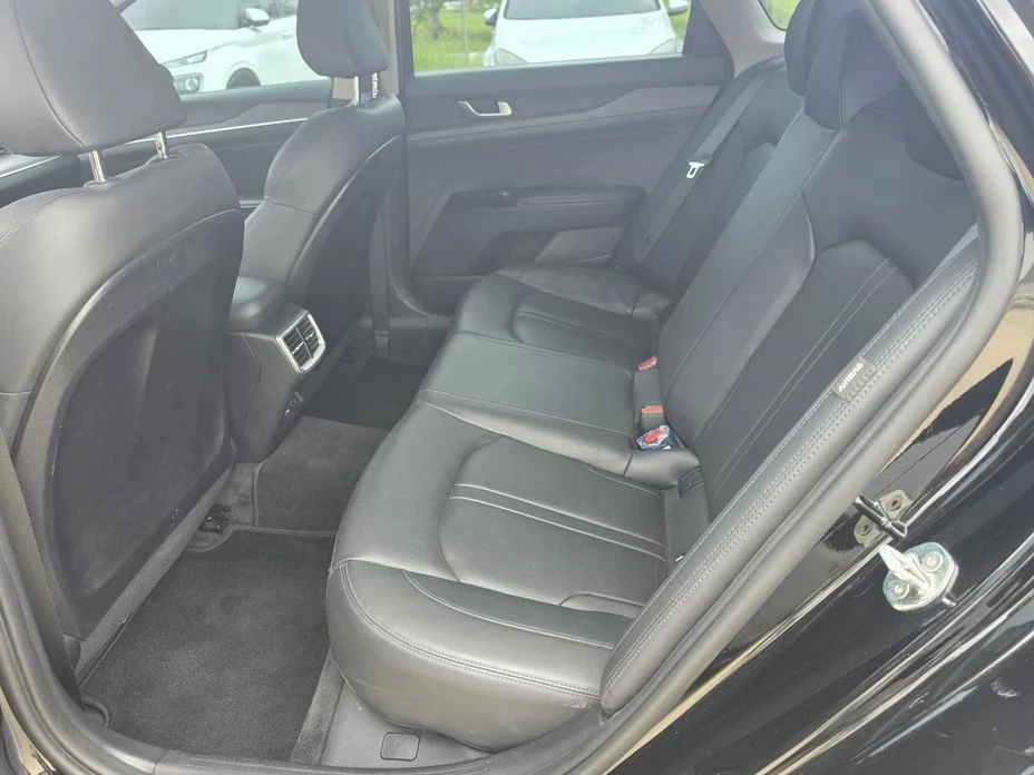Kia K5, снимка 13 - Автомобили и джипове - 56734348